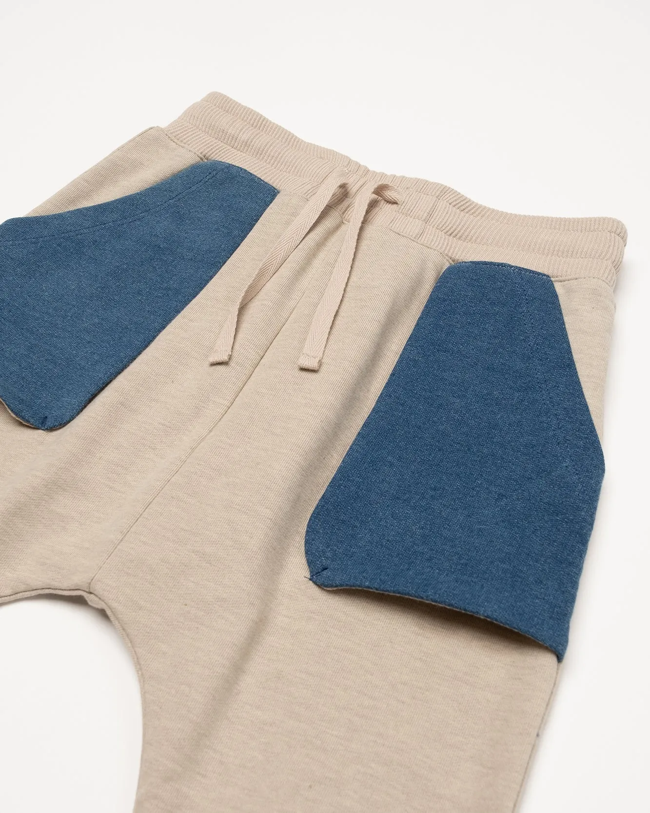 Contrasting Pocket Jogger Pants