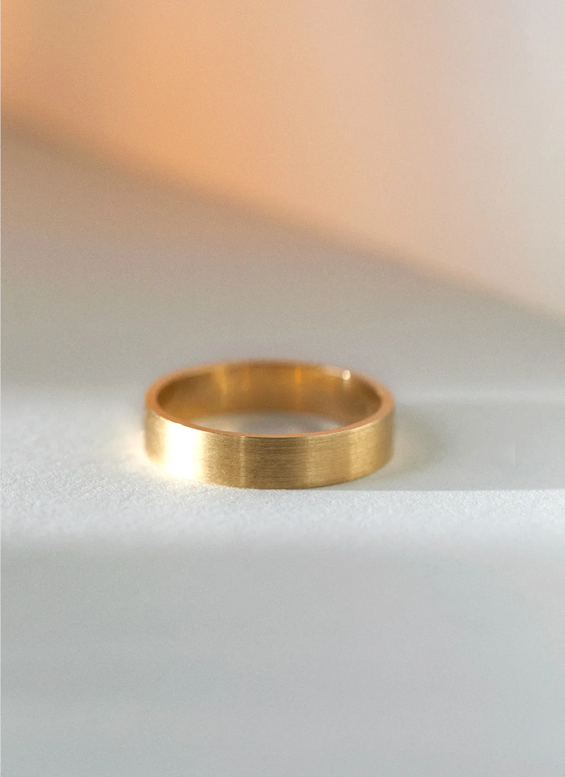 The gent ambrose brushed ring 14k gold